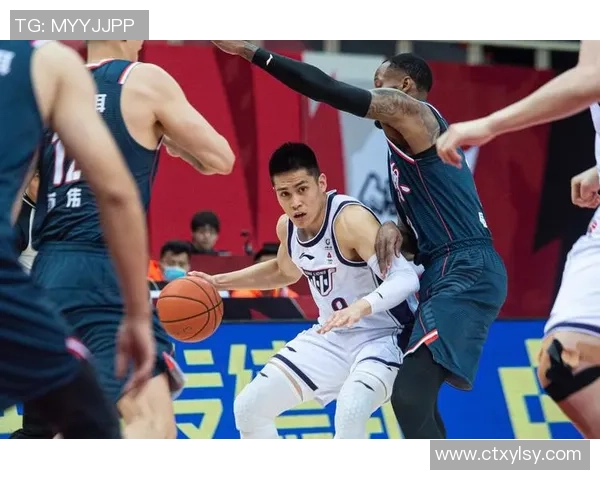 广州篮球队运营体系探讨与战术分析的深度研究 广州篮球队运营体系探讨与战术分析的深度研究